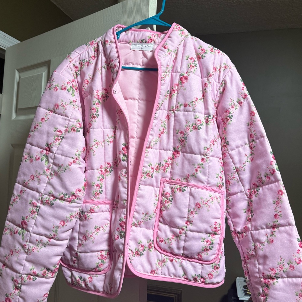 Women’s BNWOT Flowered, lightweight, quilted-style jacket.